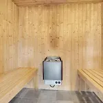 Beach Front Home In Lokken With Sauna Дом отдыха *