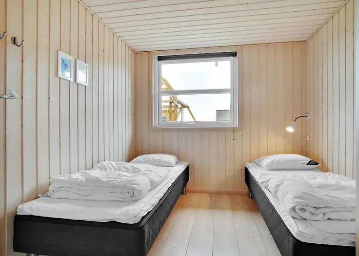 בית נופש Lovely In With Wifi